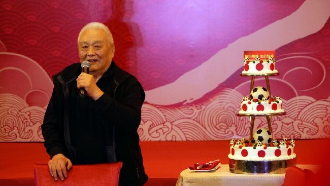 亚洲激情婷婷