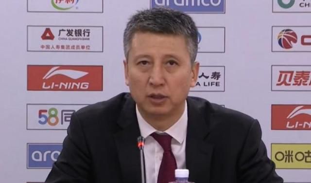 因为我打小没有玩台球的习惯，是这两年花挺多时间学。