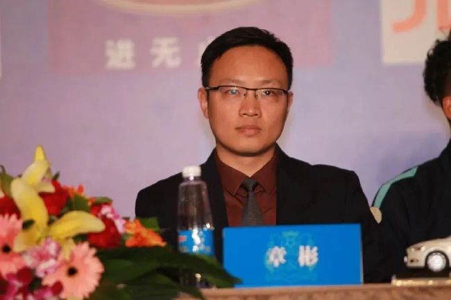 01照出历史的真相首先要留下的，是历史真相。