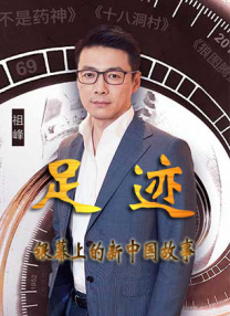 渔网透视装街拍抓眼球 2015-06-09 近日，Lady Gaga现身伦敦街头，曝光了一组大尺度街拍。
